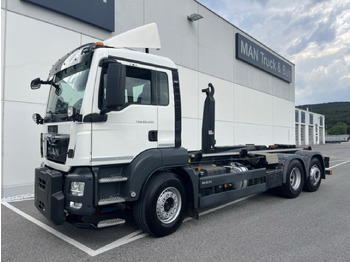 Hook lift truck MAN TGS 26.430