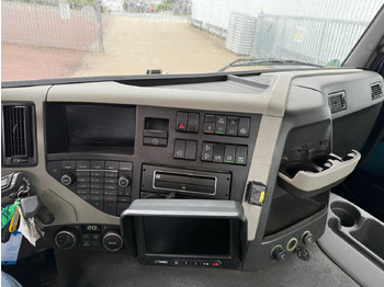 Hook lift truck FM 370/410 6x2 FM 370/410 6x2, Lenk-/Liftachse: picture 5 Hook lift truck FM 370/410 6x2 FM 370/410 6x2, Lenk-/Liftachse: picture 5