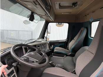 Hook lift truck FM 370/410 6x2 FM 370/410 6x2, Lenk-/Liftachse: picture 2 Hook lift truck FM 370/410 6x2 FM 370/410 6x2, Lenk-/Liftachse: picture 2