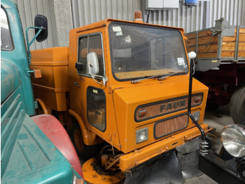 Road sweeper