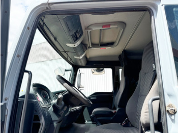 Interior photo 1: Tipper MAN TGL 8.180 4x2 BB Doka TGL 8.180 4x2 BB Doka, 2x AHK