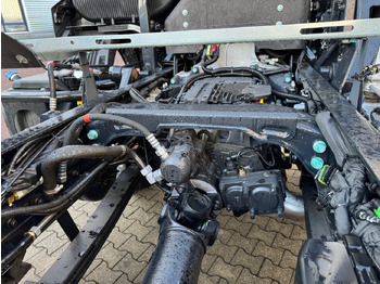 New Cab chassis truck MAN TGS 41.440 8x4 BB TGS 41.440 8x4 BB: picture 2