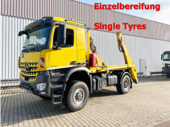 Skip loader truck MERCEDES-BENZ Arocs