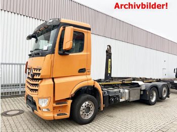 Hook lift truck MERCEDES-BENZ Arocs
