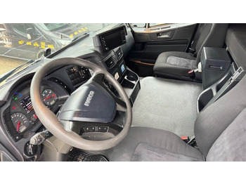 Tipper Trakker 460 8x4: picture 2