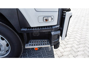 Cab chassis truck ISUZU FVR 34 (13 TON) CHASSIS A/C MY24: picture 4