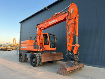 Wheel excavator Doosan DX170W: picture 2 Wheel excavator Doosan DX170W: picture 2