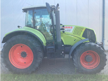 Farm tractor CLAAS Axion 840
