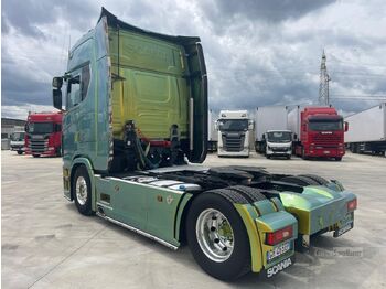 Tractor unit SCANIA S520: picture 3