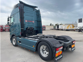 Tractor unit VOLVO FH500: picture 3