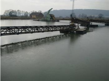 Amphibious excavator