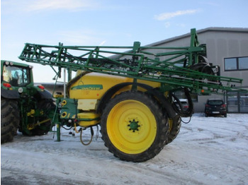 Trailed sprayer John Deere 732: picture 2
