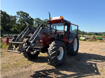 Farm tractor NEW HOLLAND