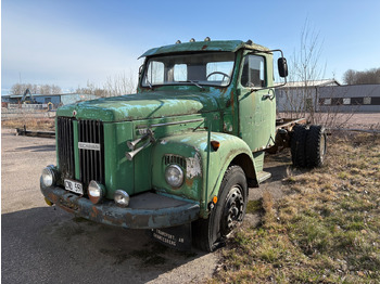 Cab chassis truck SCANIA