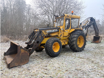 Backhoe loader VOLVO