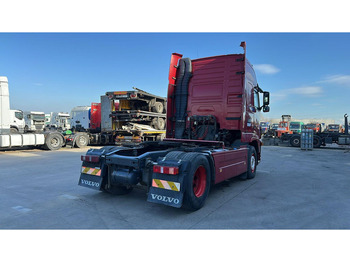 Leasing of Volvo FH 400 (MANUAL GEARBOX / EURO 5 / BOITE MANUELLE) Volvo FH 400 (MANUAL GEARBOX / EURO 5 / BOITE MANUELLE): picture 5 Leasing of Volvo FH 400 (MANUAL GEARBOX / EURO 5 / BOITE MANUELLE) Volvo FH 400 (MANUAL GEARBOX / EURO 5 / BOITE MANUELLE): picture 5