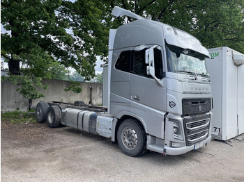 Cab chassis truck VOLVO FH