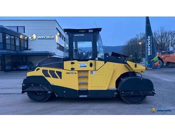 Pneumatic roller BOMAG
