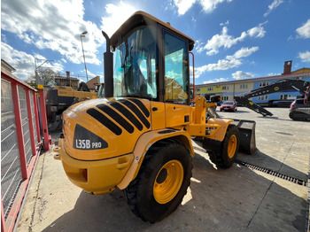 Wheel loader VOLVO L35B: picture 4 Wheel loader VOLVO L35B: picture 4