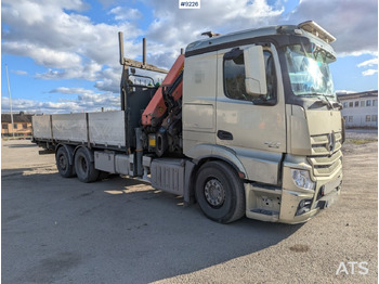 Dropside/ Flatbed truck, Crane truck Crane Truck Mercedes-Benz Actros 2542: picture 2