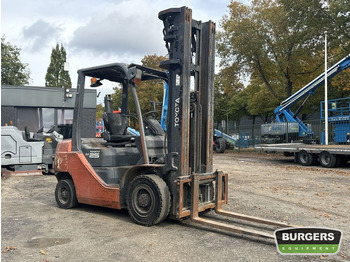 Diesel forklift Toyota 8FDF25: picture 3