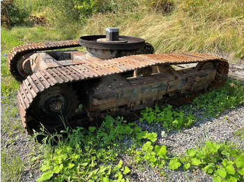 Crawler excavator