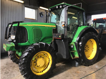 Farm tractor JOHN DEERE 6820