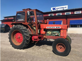 Farm tractor VOLVO