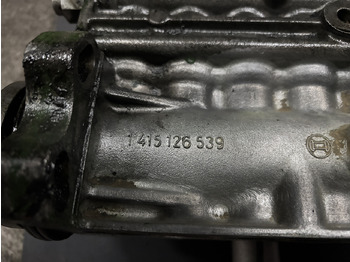 Fuel pump JOHN DEERE