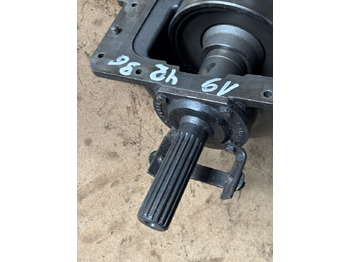 Drive shaft for Agricultural machinery John Deere 6110, 6000, 6010 Przystawka Przedniego Napędu L76149 L101047: picture 5 Drive shaft for Agricultural machinery John Deere 6110, 6000, 6010 Przystawka Przedniego Napędu L76149 L101047: picture 5