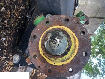 Wheel hub JOHN DEERE