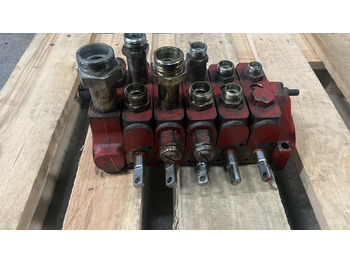 Hydraulics for Agricultural machinery Rozdzielacz Manitou 626 | 628 - Sekcja Rozdzielacza: picture 5 Hydraulics for Agricultural machinery Rozdzielacz Manitou 626 | 628 - Sekcja Rozdzielacza: picture 5