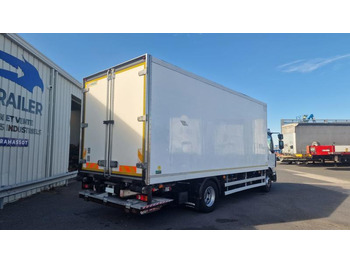 Refrigerator truck Renault Midlum 220 DXI: picture 4