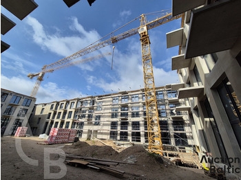 Tower crane LIEBHERR