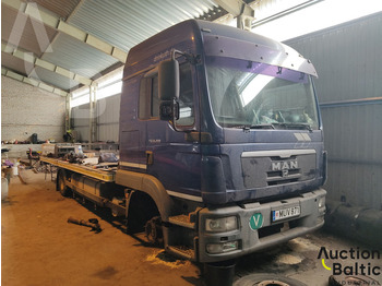 Dropside/ Flatbed truck MAN TGL 8.220