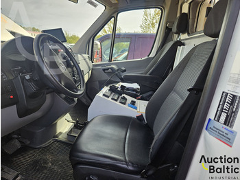 Ambulance Mercedes-Benz Sprinter: picture 5