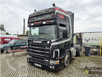 Tractor unit SCANIA