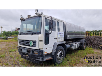 Tank truck VOLVO FL 220