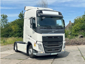 Tractor unit VOLVO FH 500