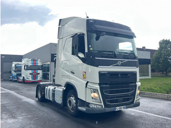 Tractor unit VOLVO FH 500