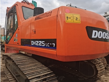 Crawler excavator DOOSAN DH225LC-7: picture 2 Crawler excavator DOOSAN DH225LC-7: picture 2
