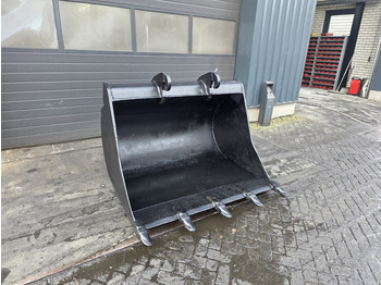Bucket for Construction machinery dieplepelbak met tanden cw 40 cw40 veractert bucket: picture 3 Bucket for Construction machinery dieplepelbak met tanden cw 40 cw40 veractert bucket: picture 3