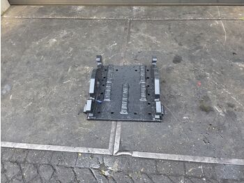 Quick coupler
