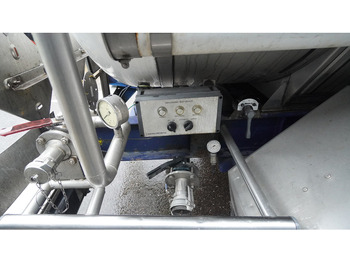 Tank semi-trailer for transportation of food Burg 3 AXLE WATER TANK 32.000LTR: picture 4