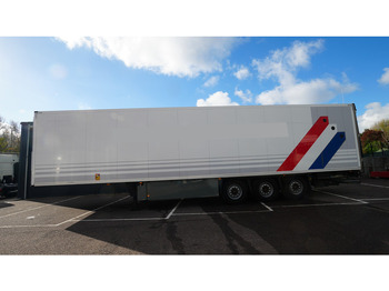 Refrigerator semi-trailer SCHMITZ
