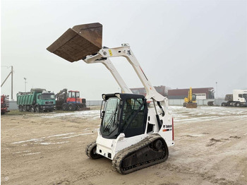 Compact track loader BOBCAT T590
