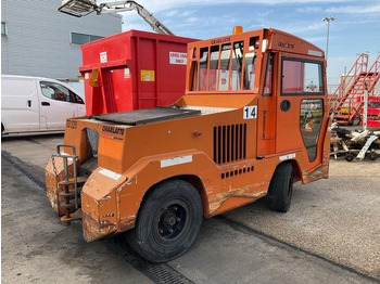 Tow tractor Charlatte TD225: picture 3 Tow tractor Charlatte TD225: picture 3