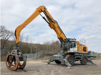 Waste/ Industry handler LIEBHERR