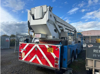 Crane truck Volvo: picture 3