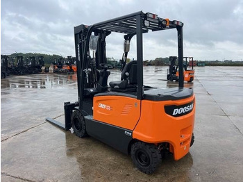 New Electric forklift Doosan B35X-7 PLUS: picture 2